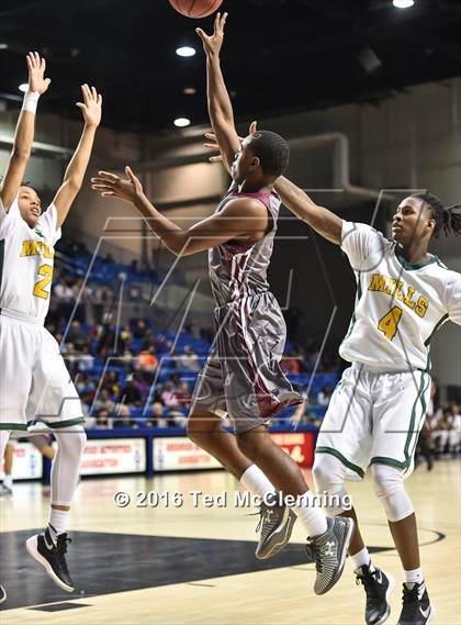 Thumbnail 3 in Mills University Studies vs Morrilton (AAA 5A Round 1 State Playoff) photogallery.