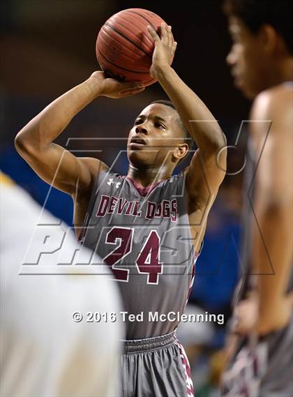 Thumbnail 2 in Mills University Studies vs Morrilton (AAA 5A Round 1 State Playoff) photogallery.