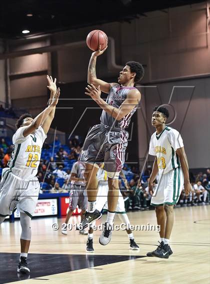 Thumbnail 3 in Mills University Studies vs Morrilton (AAA 5A Round 1 State Playoff) photogallery.