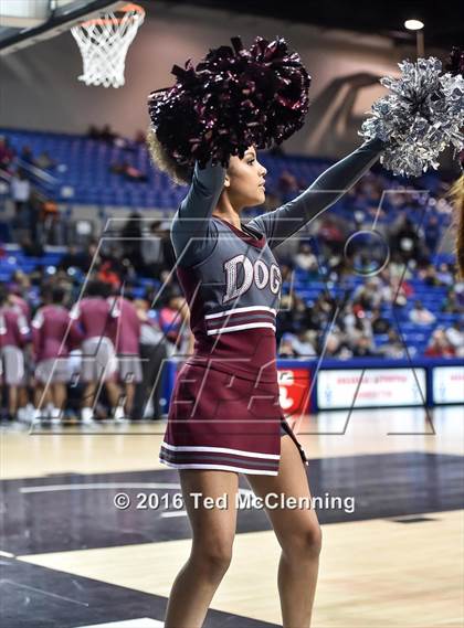 Thumbnail 1 in Mills University Studies vs Morrilton (AAA 5A Round 1 State Playoff) photogallery.