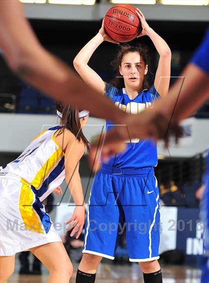 Thumbnail 2 in Agoura vs. Gahr (CIF SS 3AAA Final) photogallery.