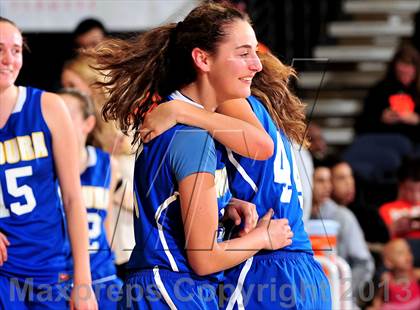 Thumbnail 2 in Agoura vs. Gahr (CIF SS 3AAA Final) photogallery.
