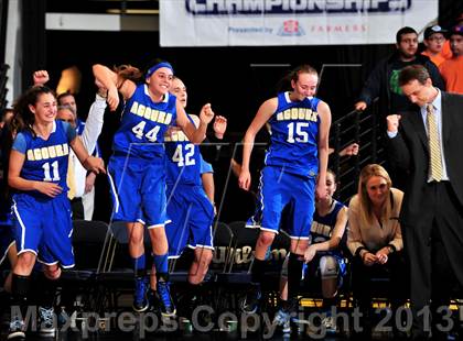Thumbnail 1 in Agoura vs. Gahr (CIF SS 3AAA Final) photogallery.