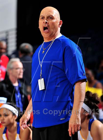 Thumbnail 1 in Agoura vs. Gahr (CIF SS 3AAA Final) photogallery.
