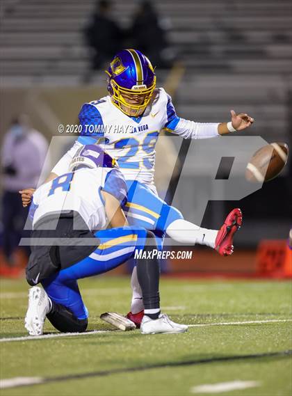 Thumbnail 2 in La Vega @ Alvarado photogallery.