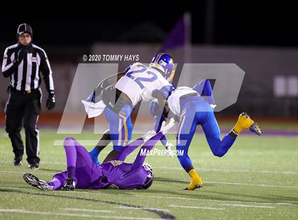 Thumbnail 2 in La Vega @ Alvarado photogallery.