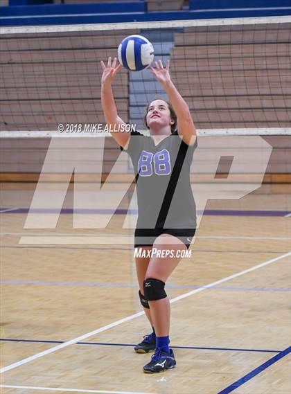 Thumbnail 1 in Hixson vs Sale Creek (Choo Choo Play Day Tournament) photogallery.