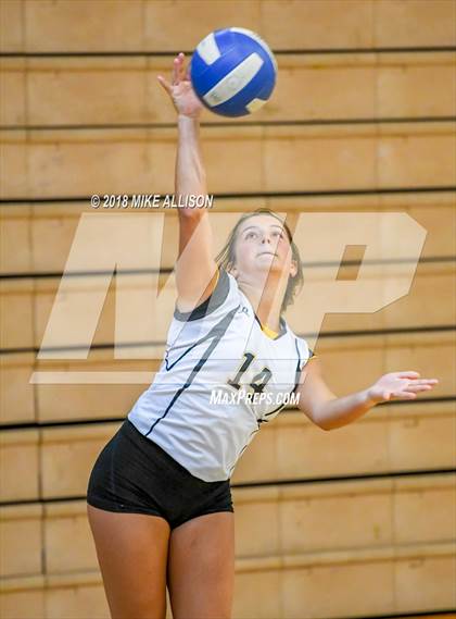 Thumbnail 2 in Hixson vs Sale Creek (Choo Choo Play Day Tournament) photogallery.