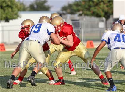Thumbnail 1 in Clovis @ Centennial photogallery.