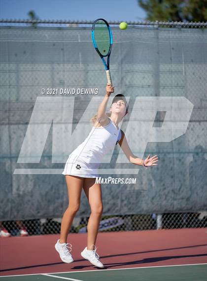 Thumbnail 3 in Calabasas @ Thousand Oaks photogallery.