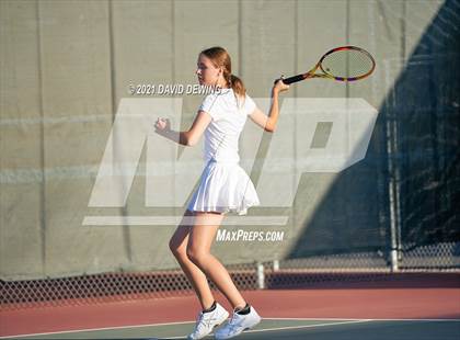Thumbnail 2 in Calabasas @ Thousand Oaks photogallery.