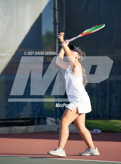 Thumbnail 3 in Calabasas @ Thousand Oaks photogallery.