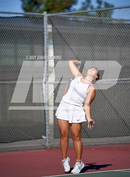 Thumbnail 3 in Calabasas @ Thousand Oaks photogallery.