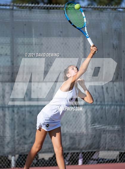 Thumbnail 1 in Calabasas @ Thousand Oaks photogallery.