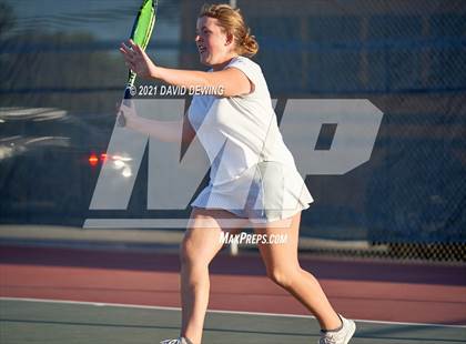 Thumbnail 3 in Calabasas @ Thousand Oaks photogallery.