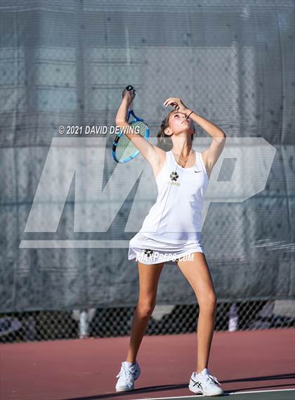 Thumbnail 3 in Calabasas @ Thousand Oaks photogallery.