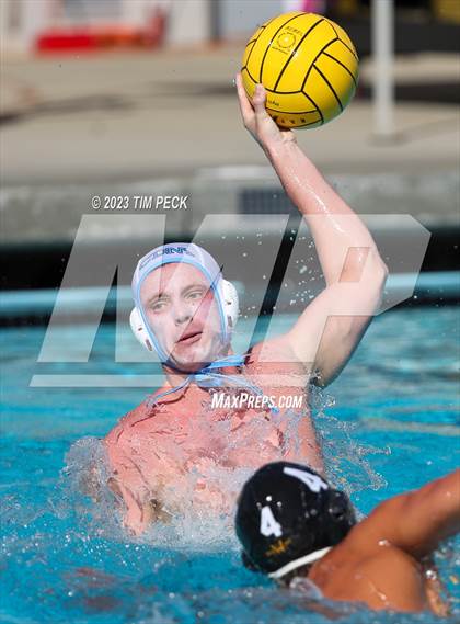 Thumbnail 1 in Corona del Mar @ Foothill photogallery.