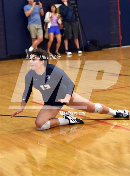 Thumbnail 2 in Coronado vs. Marin Catholic (Durango Fall Classic) photogallery.