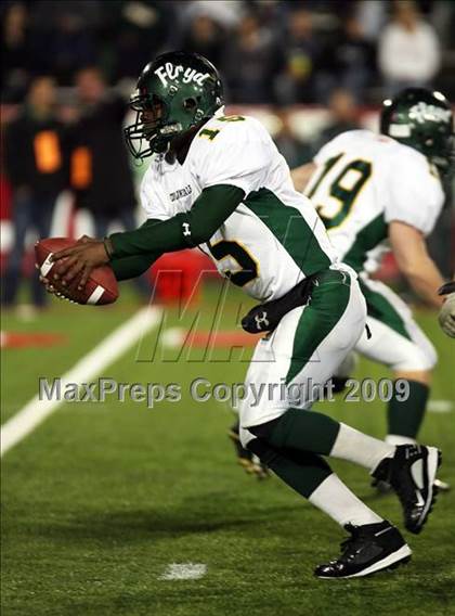 Thumbnail 1 in Sachem North vs. Floyd (D1 Section 11 Championship) photogallery.