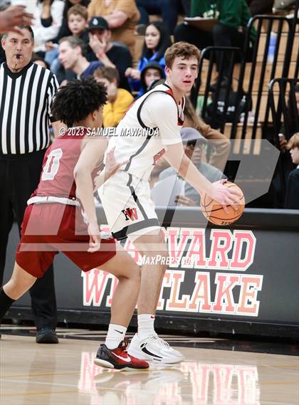 Thumbnail 3 in Harvard-Westlake vs  Alemany photogallery.