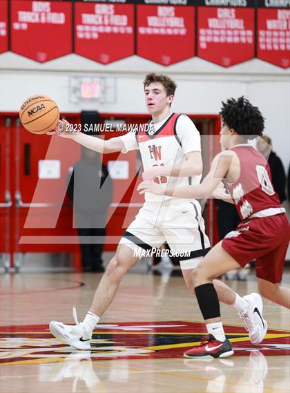 Thumbnail 3 in Harvard-Westlake vs  Alemany photogallery.