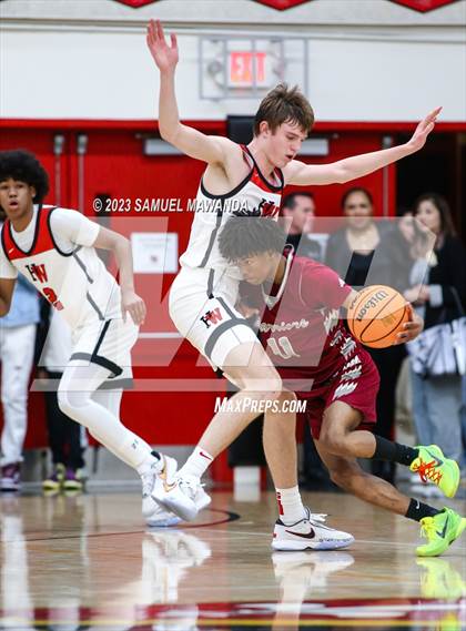 Thumbnail 1 in Harvard-Westlake vs  Alemany photogallery.