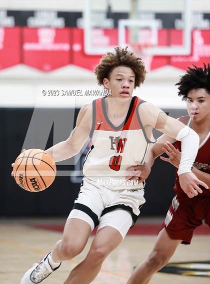 Thumbnail 2 in Harvard-Westlake vs  Alemany photogallery.
