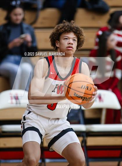 Thumbnail 2 in Harvard-Westlake vs  Alemany photogallery.