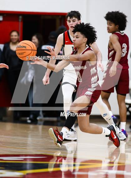 Thumbnail 2 in Harvard-Westlake vs  Alemany photogallery.