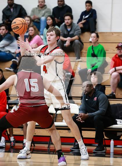 Thumbnail 1 in Harvard-Westlake vs  Alemany photogallery.