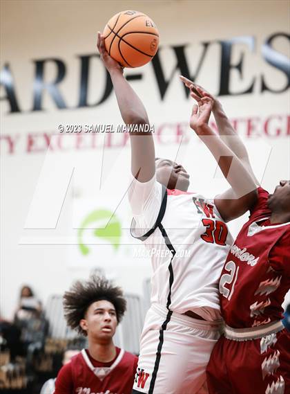 Thumbnail 2 in Harvard-Westlake vs  Alemany photogallery.