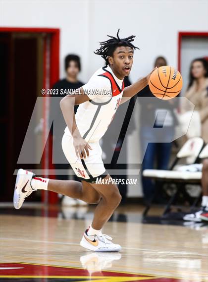 Thumbnail 2 in Harvard-Westlake vs  Alemany photogallery.