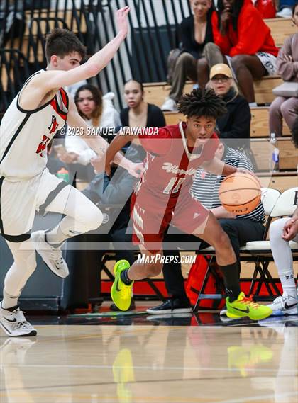 Thumbnail 1 in Harvard-Westlake vs  Alemany photogallery.