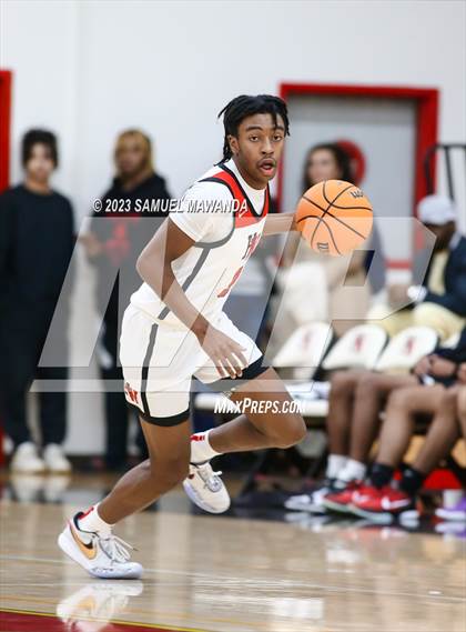 Thumbnail 3 in Harvard-Westlake vs  Alemany photogallery.