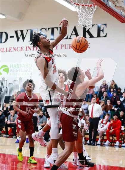 Thumbnail 3 in Harvard-Westlake vs  Alemany photogallery.