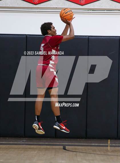 Thumbnail 1 in Harvard-Westlake vs  Alemany photogallery.