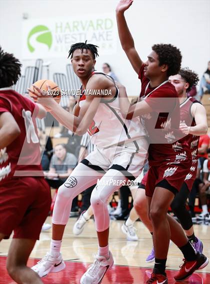Thumbnail 3 in Harvard-Westlake vs  Alemany photogallery.