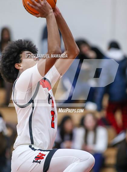 Thumbnail 2 in Harvard-Westlake vs  Alemany photogallery.