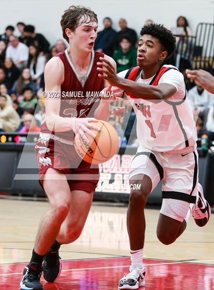Thumbnail 2 in Harvard-Westlake vs  Alemany photogallery.