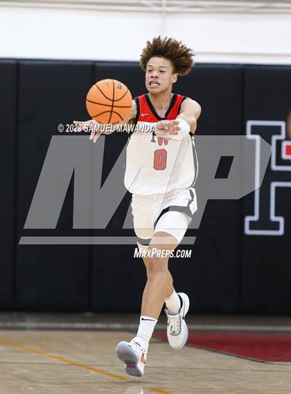 Thumbnail 1 in Harvard-Westlake vs  Alemany photogallery.