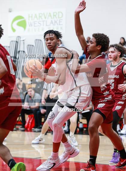 Thumbnail 2 in Harvard-Westlake vs  Alemany photogallery.