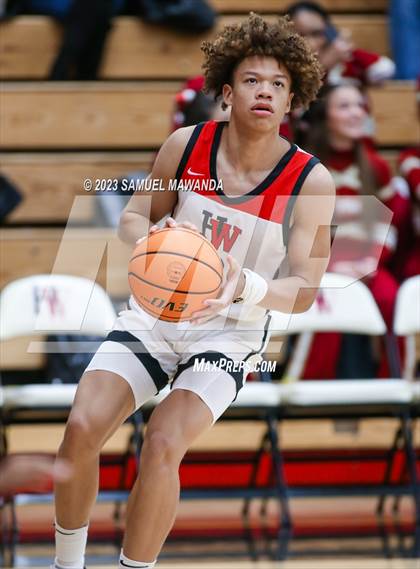 Thumbnail 3 in Harvard-Westlake vs  Alemany photogallery.