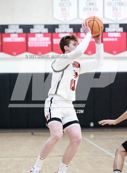 Thumbnail 3 in Harvard-Westlake vs  Alemany photogallery.