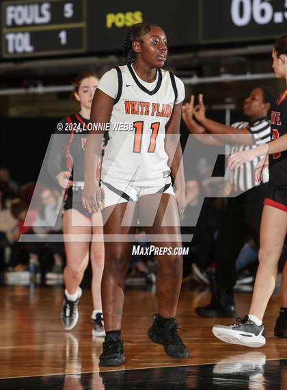 Thumbnail 2 in Rye vs White Plains (Slam Dunk Showcase) photogallery.