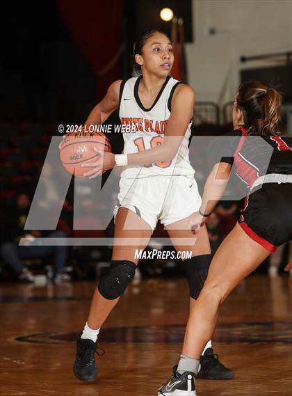 Thumbnail 3 in Rye vs White Plains (Slam Dunk Showcase) photogallery.