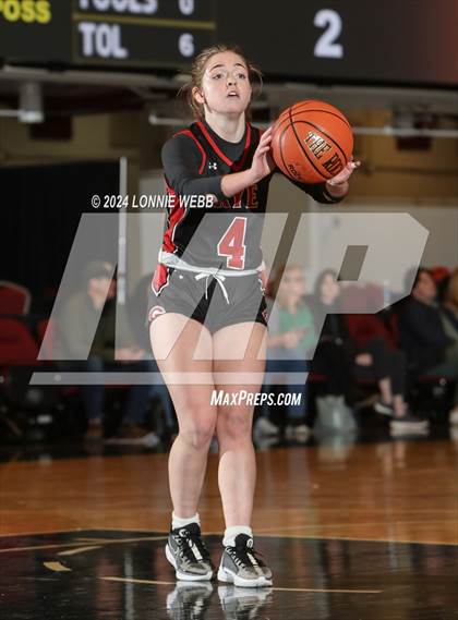 Thumbnail 3 in Rye vs White Plains (Slam Dunk Showcase) photogallery.