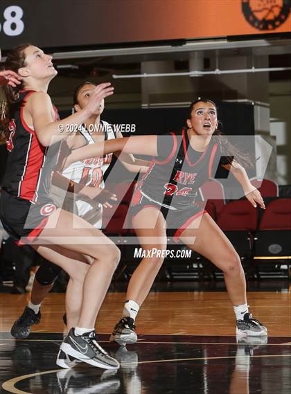 Thumbnail 2 in Rye vs White Plains (Slam Dunk Showcase) photogallery.