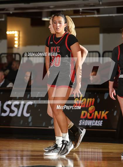 Thumbnail 2 in Rye vs White Plains (Slam Dunk Showcase) photogallery.