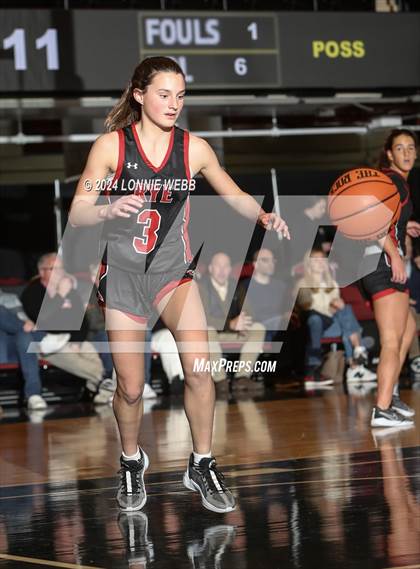 Thumbnail 2 in Rye vs White Plains (Slam Dunk Showcase) photogallery.