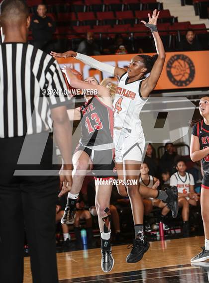 Thumbnail 1 in Rye vs White Plains (Slam Dunk Showcase) photogallery.